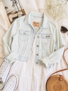 Hollister Denim Jacket Small | Light Wash Stretch Jean Jacket Y2K Casual Layer